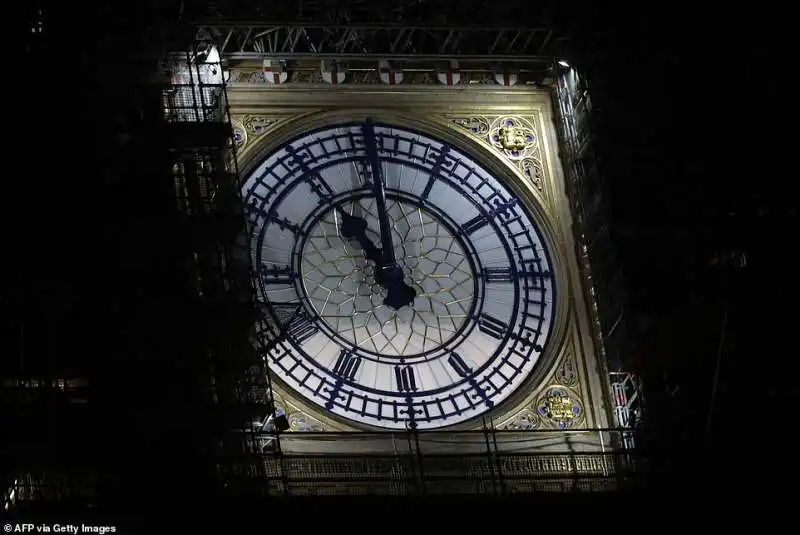 il big ben nell'ora in cui scatta la brexit