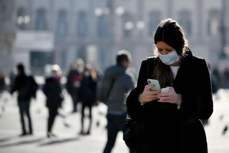 il centro di milano durante l'emergenza coronavirus 10