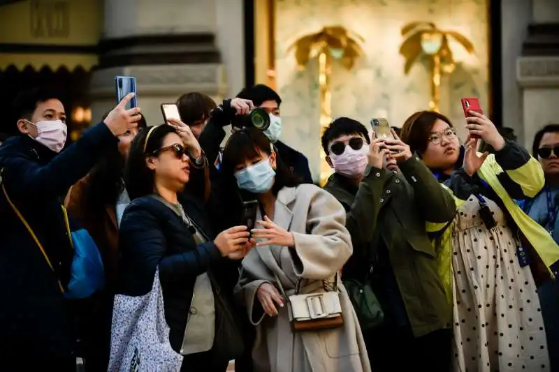 il centro di milano durante l'emergenza coronavirus 13