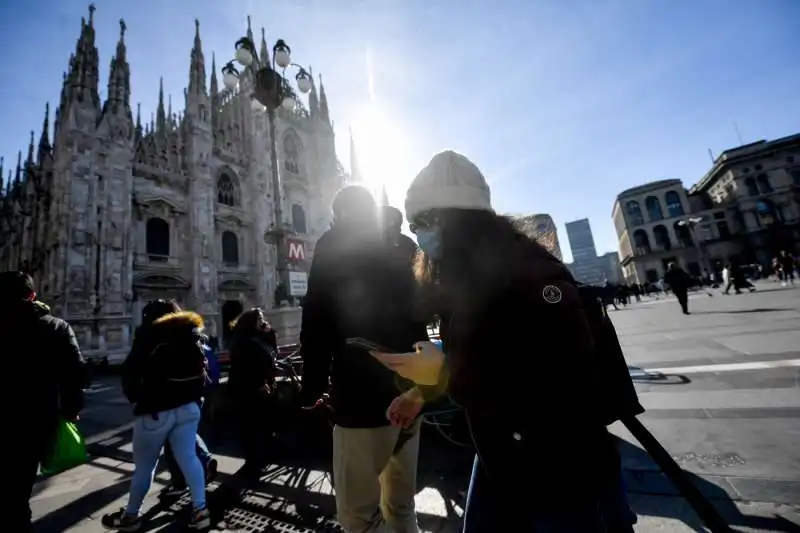 il centro di milano durante l'emergenza coronavirus 24