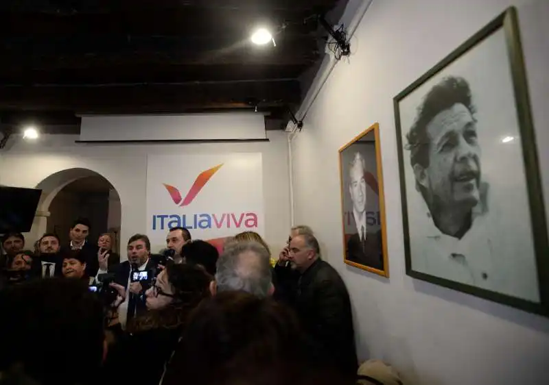 inaugurazione sede italia viva in via dei cappellari 8