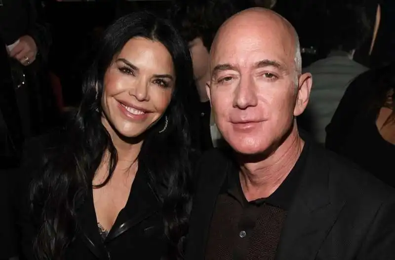 jeff bezos e lauren sanchez 2