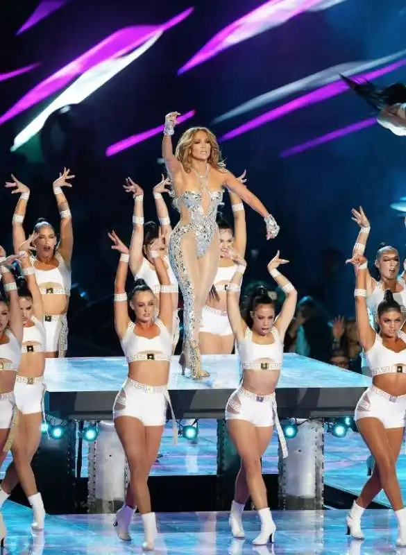 jennifer lopez al super bowl 15