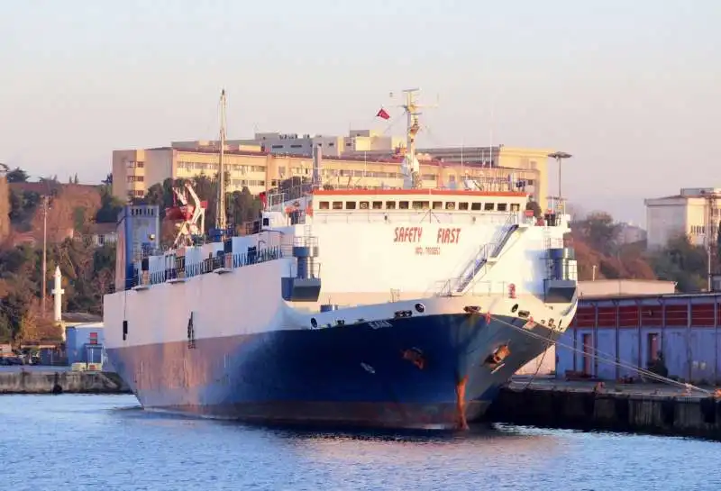 la nave cargo bana 4