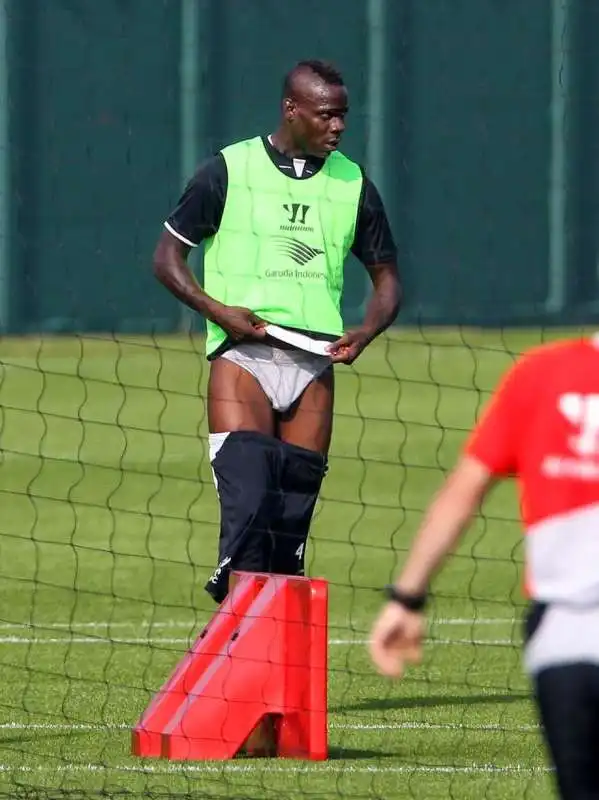 MARIO BALOTELLI