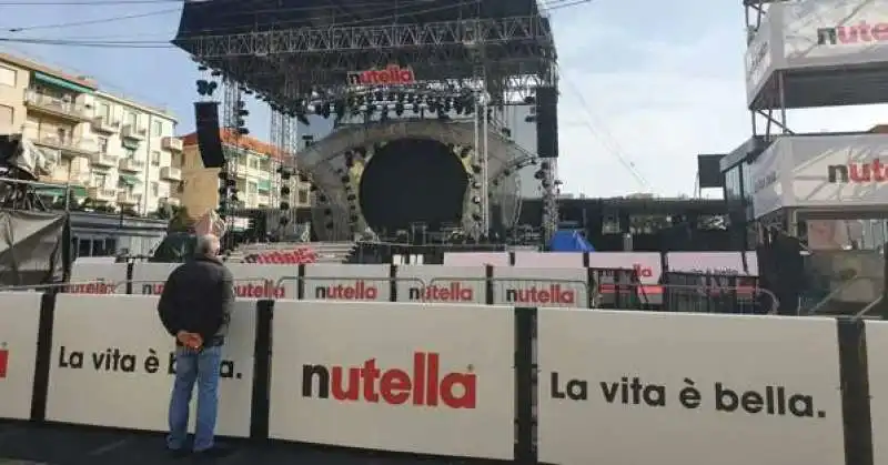 NUTELLA STAGE A SANREMO IN PIAZZA