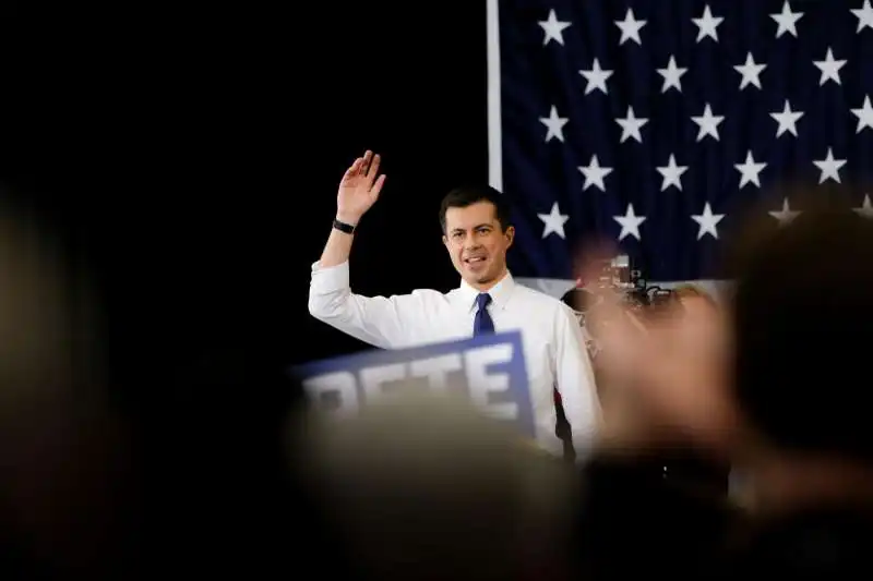 pete buttigieg in campagna elettorale a nashua in new hampshire 15