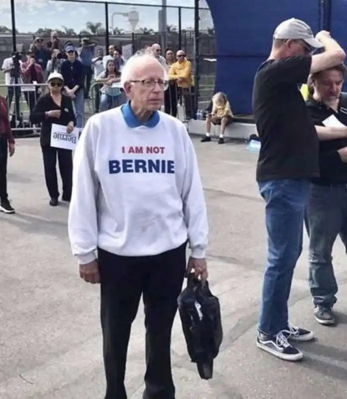 SOSIA DI BERNIE SANDERS