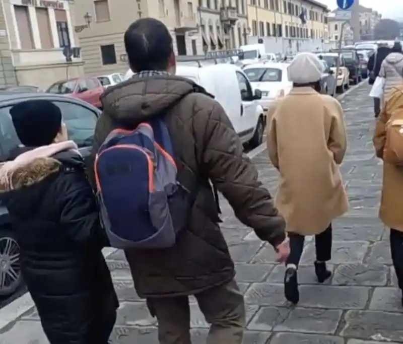 turisti cinesi insultati a firenze 4