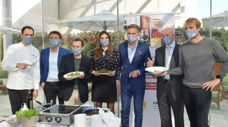 alessandro circiello gianluigi ligasacchi nicola santini elisabetta gregoraci beppe convertini paolo ferrari massimiliano rosolino  foto di bacco