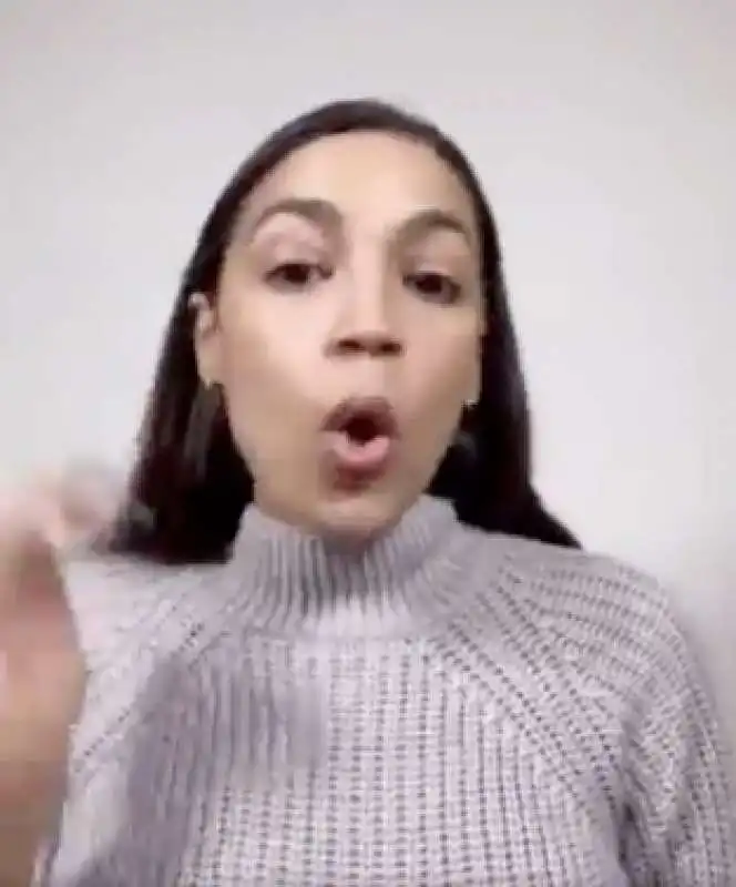 ALEXANDRIA OCASIO CORTEZ 