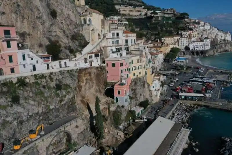 AMALFI 1