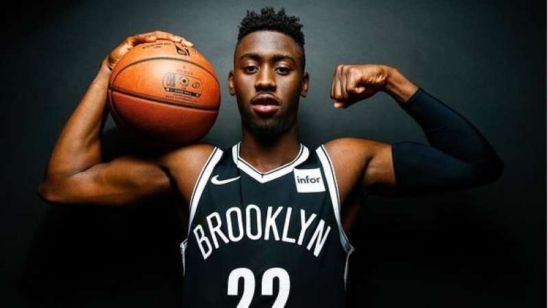 CARIS LeVERT