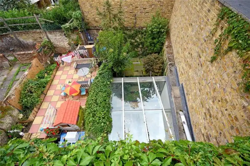 casa piu' stretta di londra 3