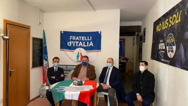 conferenza stampa fratelli d italia reggio emilia