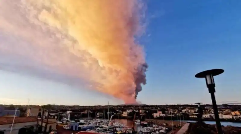 eruzione etna 15