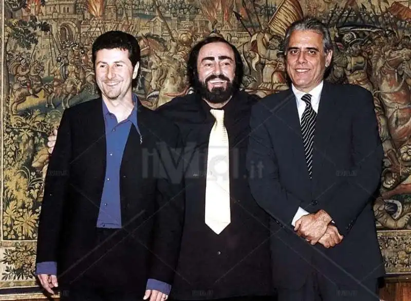 fabio fazio luciano pavarotti teo teocoli   sanremo 2000