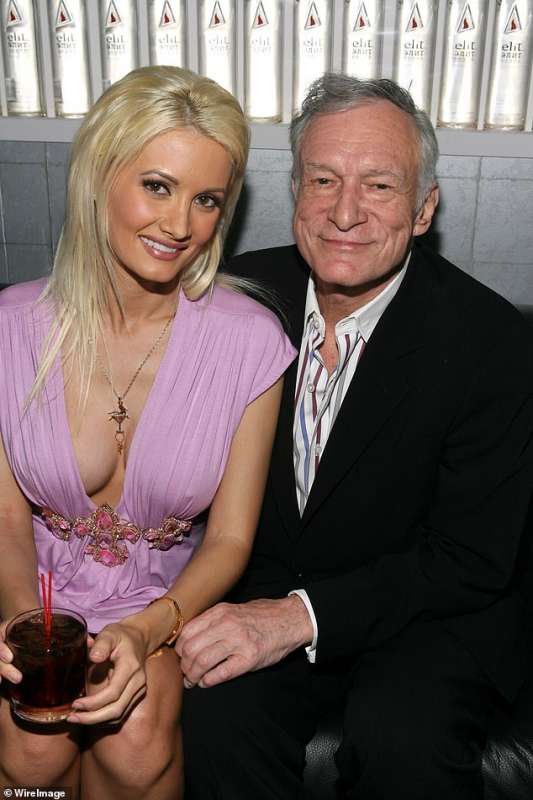 holly madison e hugh hefner 3