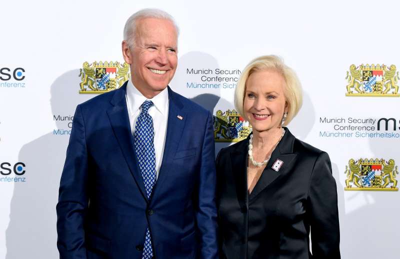 joe biden cindy mccain