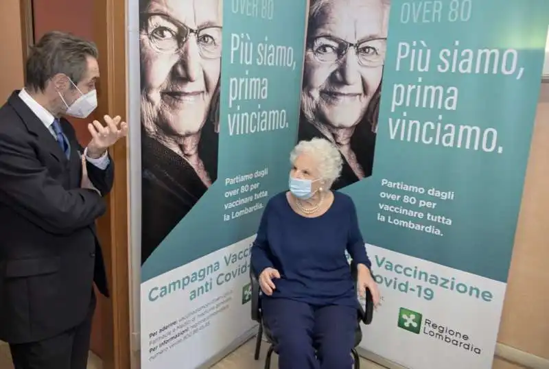 liliana segre si vaccina a milano 3