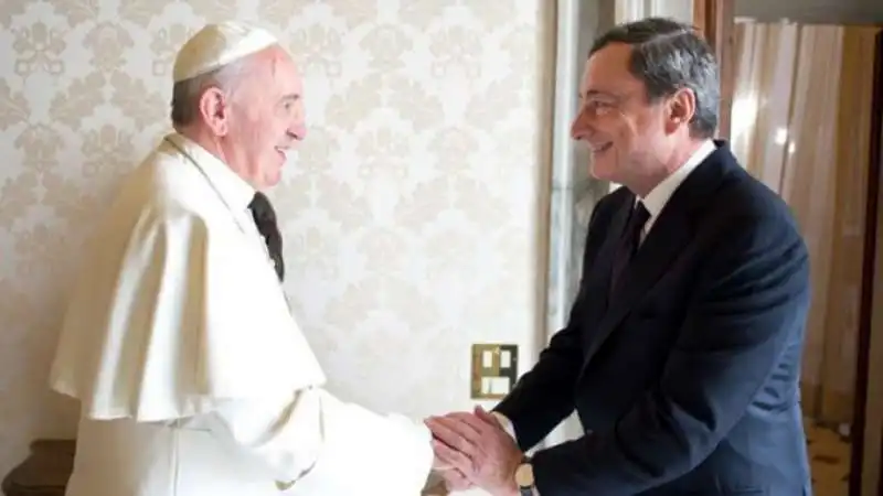 PAPA FRANCESCO CON MARIO DRAGHI 