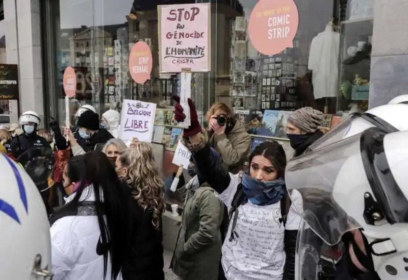 proteste contro il lockdown  a bruxelles  1