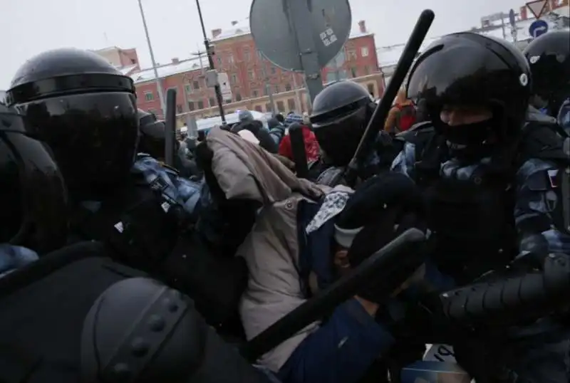 proteste per la liberazione di navalny in russia 1