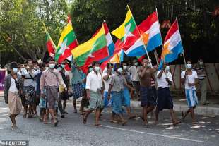 supporter dell esercito in birmania