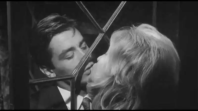 ALAIN DELON MONICA VITTI - L'ECLISSE