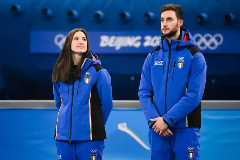 amos mosaner e stefania constantini campioni olimpici di curling 26