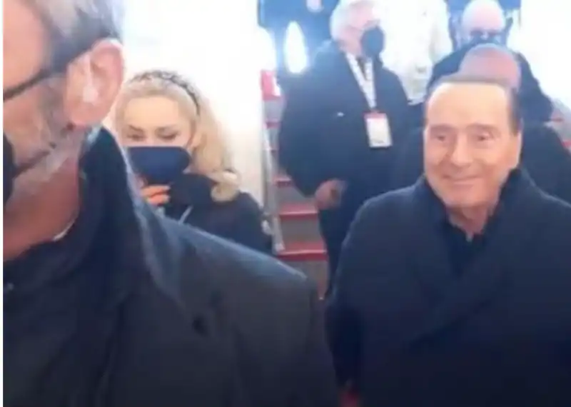 berlusconi fascina