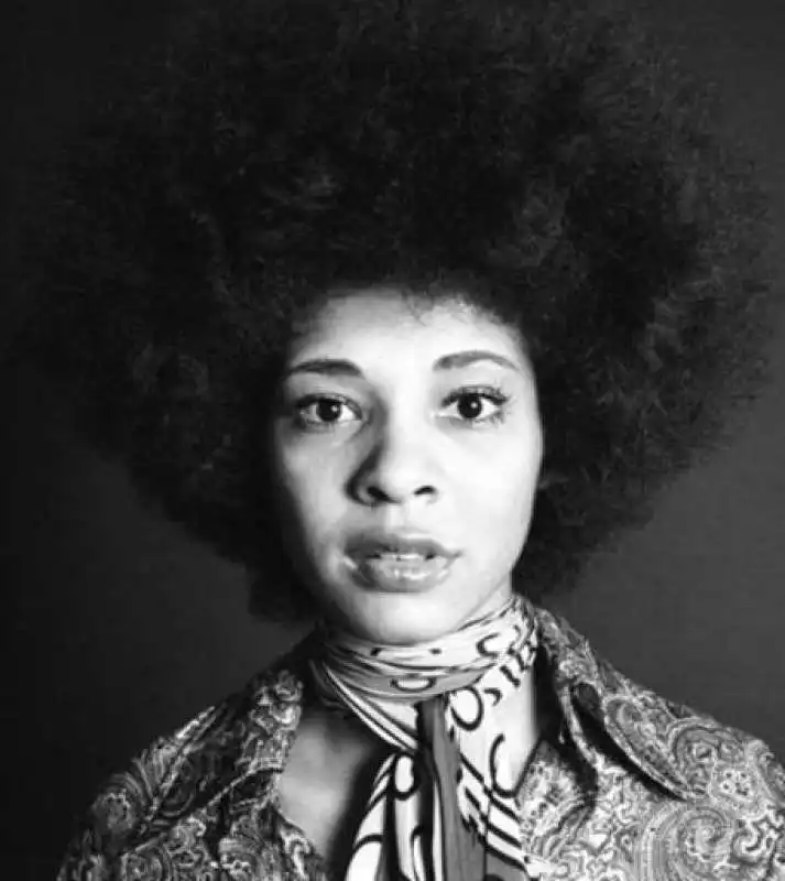 betty davis 9