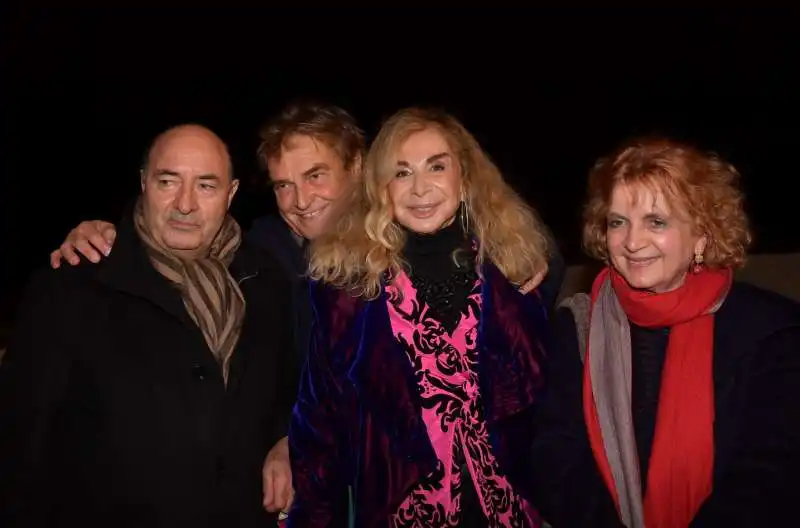 dante ferretti  raffaele curi  francesca lo schiavo  annarosa mattei  foto di bacco