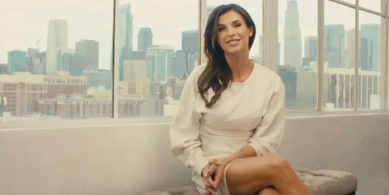 elisabetta canalis e lo spot della liguria 1