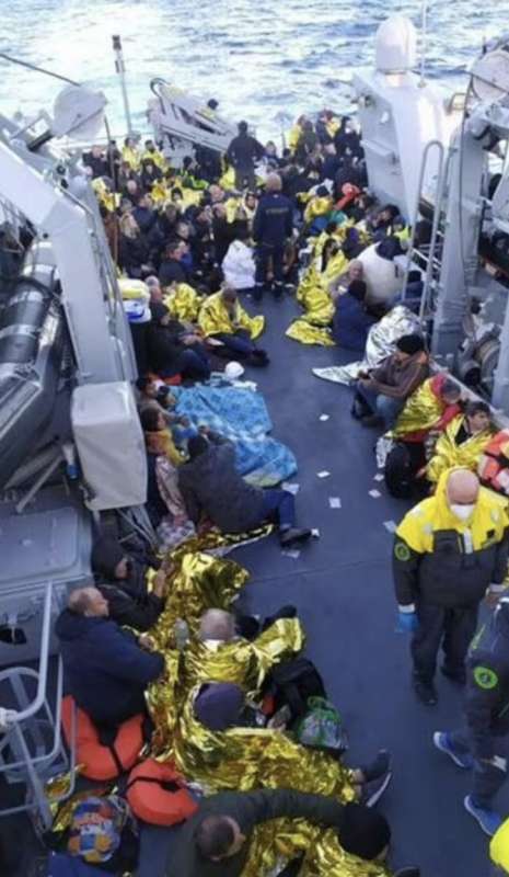 evacuazione passeggeri euroferry olympia