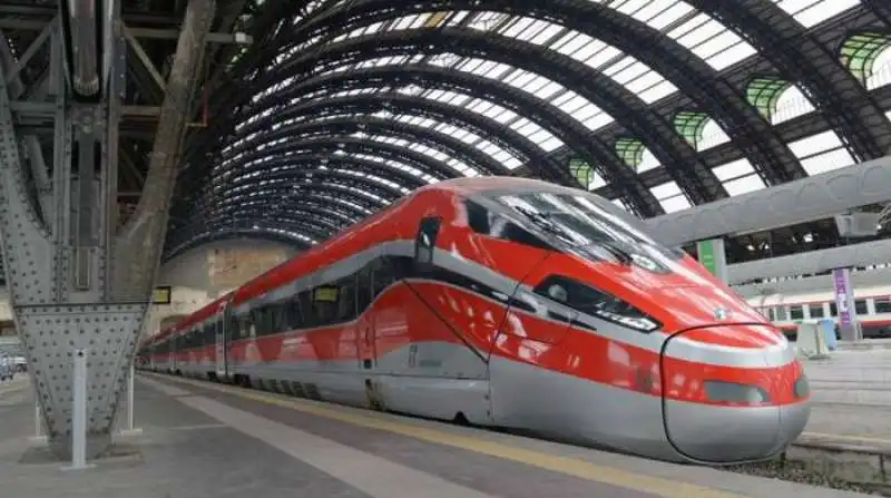 frecciarossa milano parigi 1