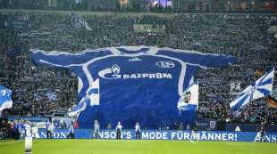 GAZPROM SPONSOR DELLO SCHALKE 04