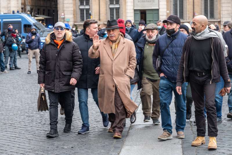 il generale pappalardo protesta contro il green pass