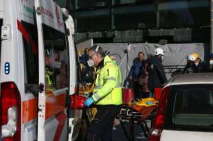 incidente ascensore a milano 20