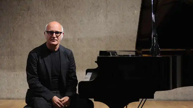 ludovico einaudi 1