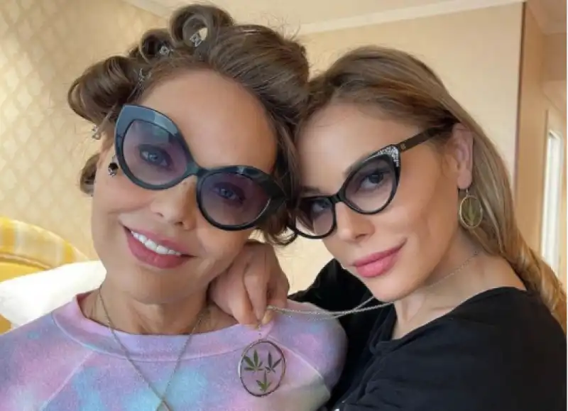 ornella muti naike rivelli