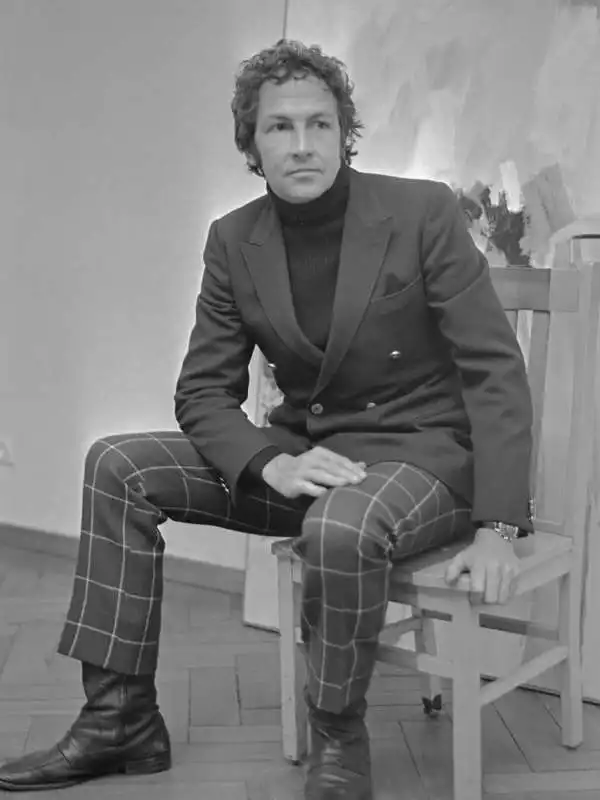 ROBERT RAUSCHENBERG 