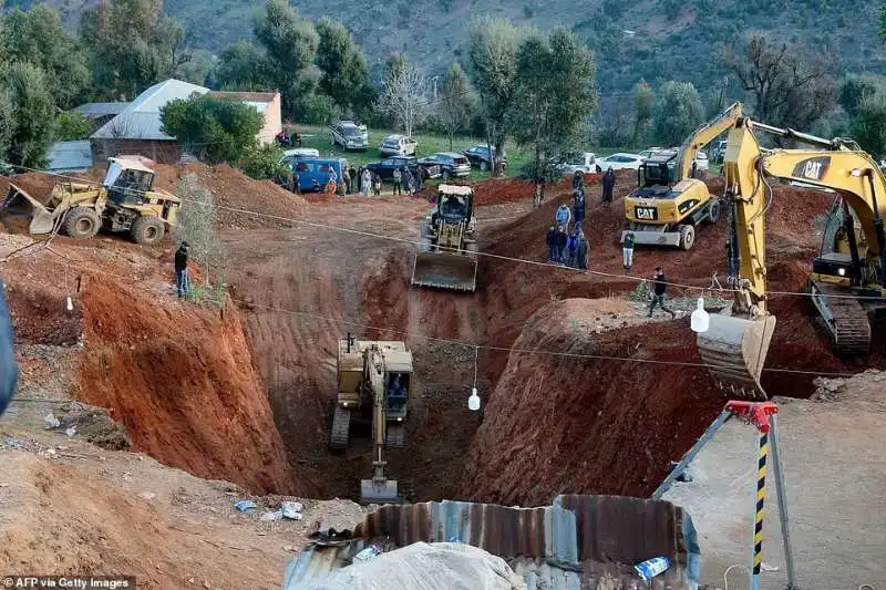 salvataggio del piccolo rayan in marocco