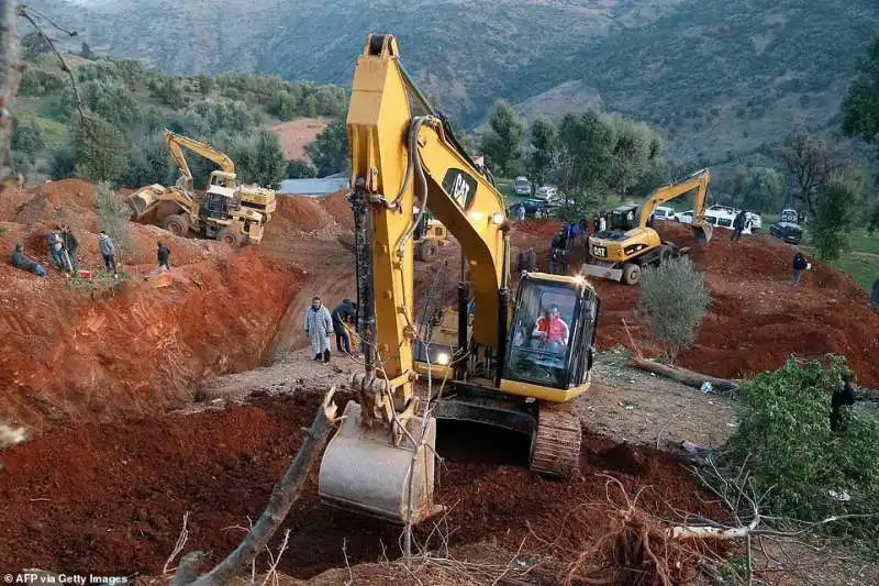 salvataggio del piccolo rayan in marocco 9