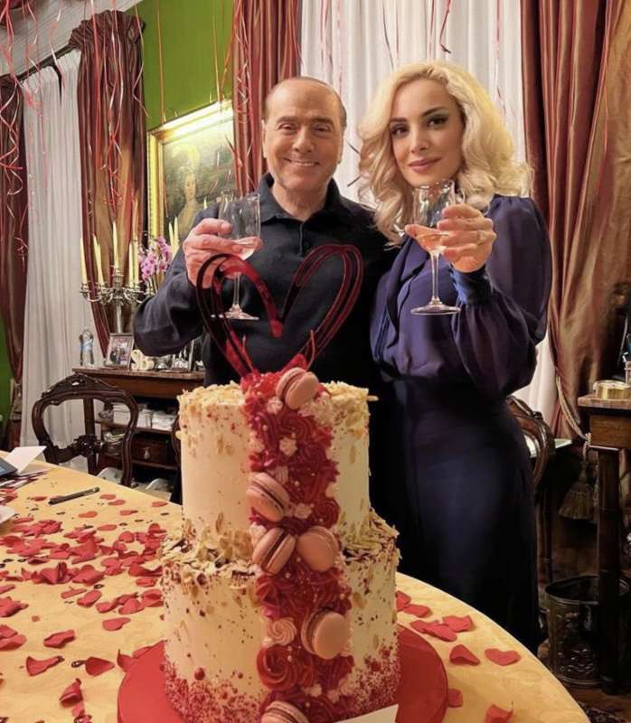 SILVIO BERLUSCONI E MARTA FASCINA FESTEGGIANO SAN VALENTINO