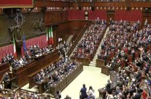 STANDING OVATION PER SERGIO MATTARELLA 2