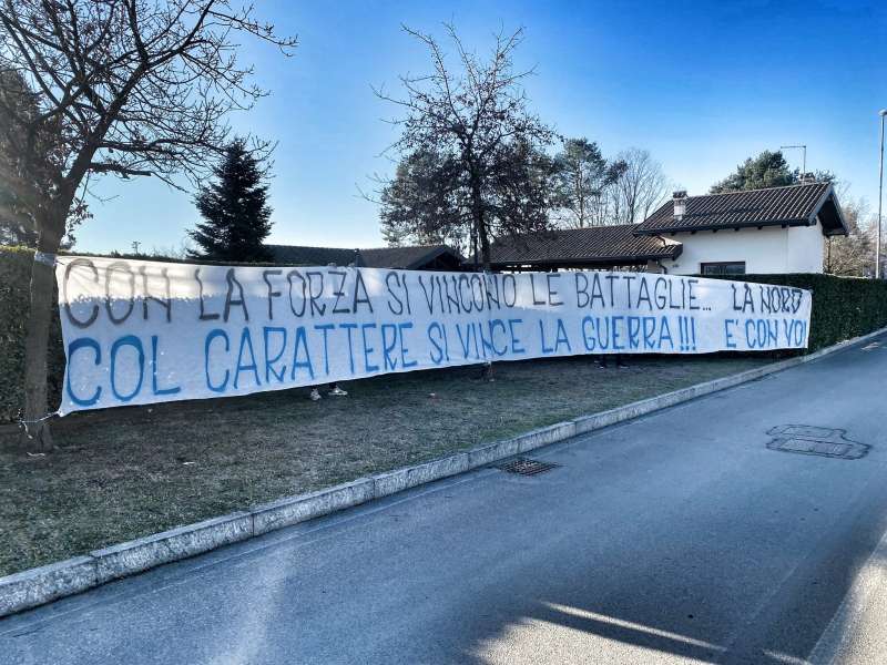 striscione curva nord inter appiano gentile