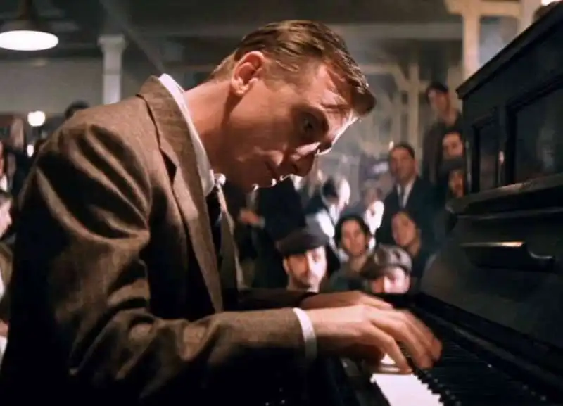 tim roth   la leggenda del pianista sull'oceano  