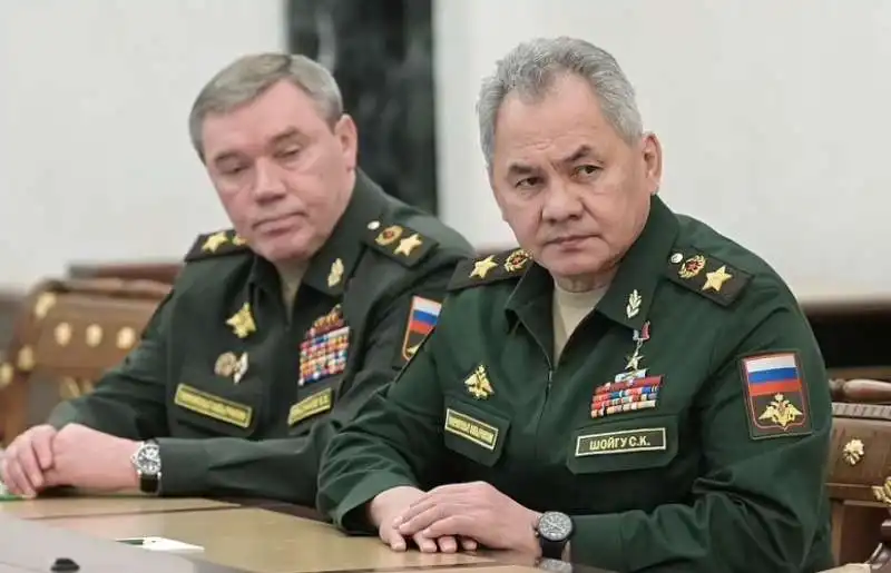 valery gerasimov sergei shoigu