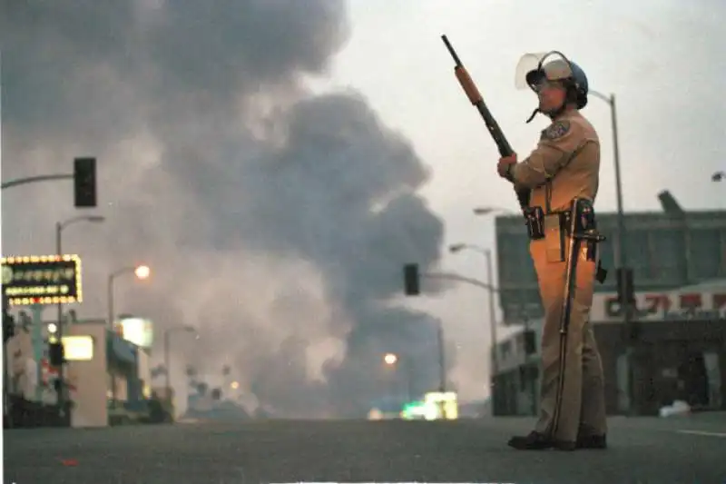 violenza a los angeles